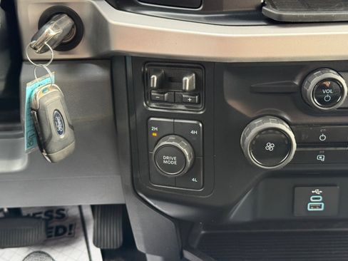 Used 2024 Ford F350 XLT image 29