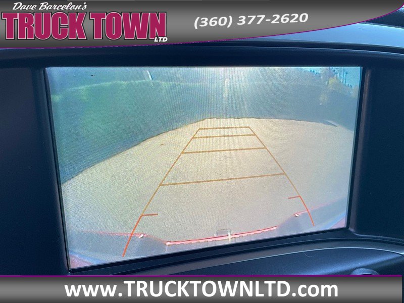Used 2018 Chevrolet Silverado 2500 High Country w/ Duramax Plus Package AWD/4WD image 25
