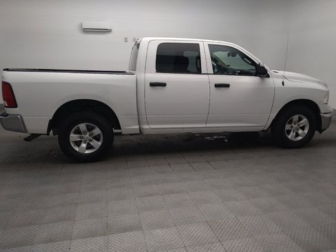 Used 2022 RAM 1500 Classic SLT w/ Trailer & Traction Group RWD image 10