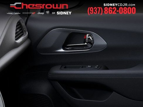 New 2026 Chrysler Pacifica Limited image 25