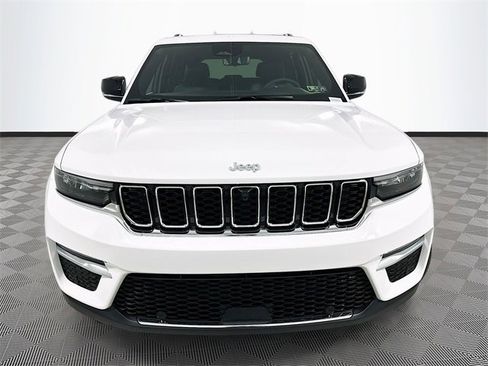 New 2025 Jeep Grand Cherokee Limited w/ Luxury Tech Group II image 2