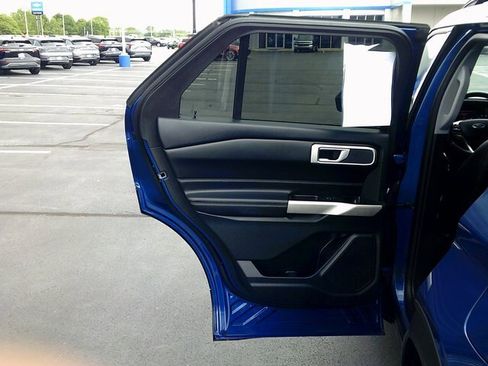 Used 2023 Ford Explorer XLT w/ Equipment Group 202A image 19