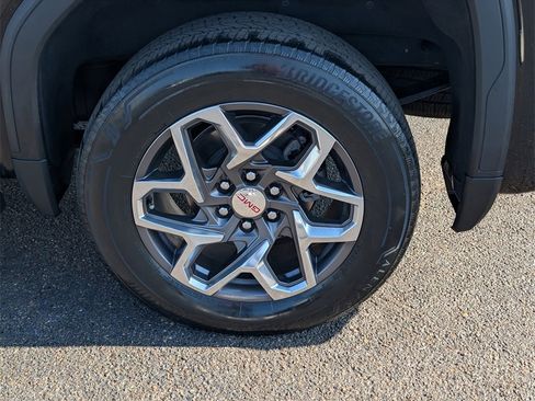 Used 2023 GMC Sierra 1500 SLT w/ SLT Premium Package image 29