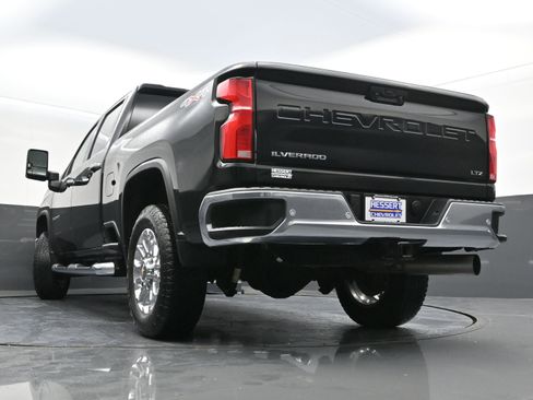 Certified 2025 Chevrolet Silverado 2500 LTZ w/ LTZ Convenience Package image 45