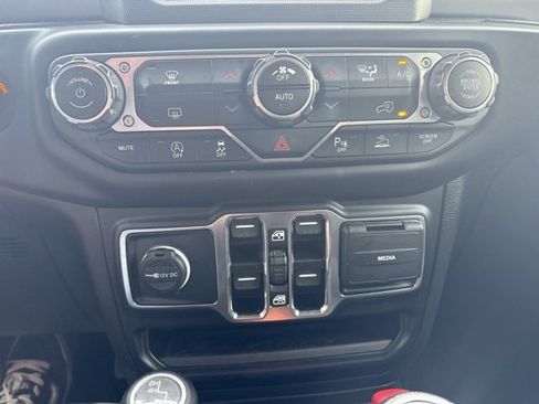 Certified 2021 Jeep Wrangler Unlimited Sport image 22