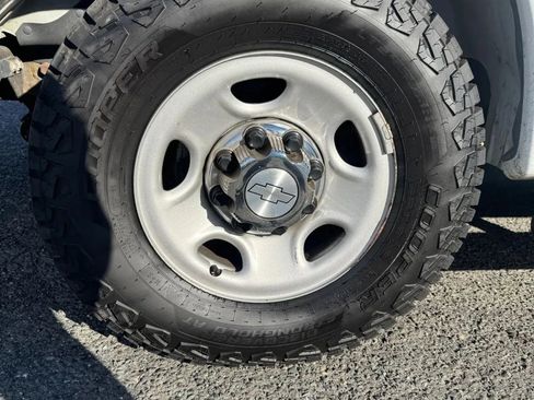 Used 2020 Chevrolet Express 3500 LT w/ LT Preferred Equipment Group image 9