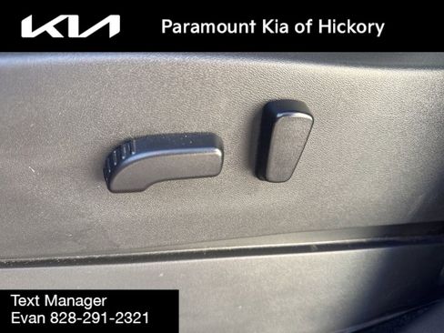 Used 2022 Nissan Frontier PRO-4X image 22