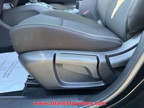 Used 2022 Nissan Rogue Sport S AWD/4WD image 19