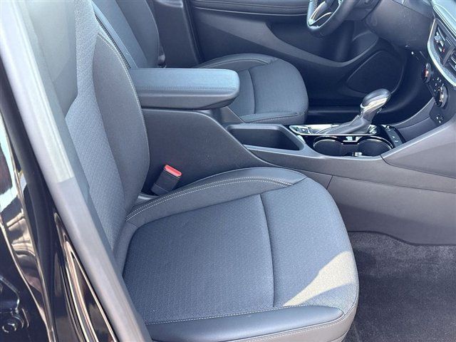 Certified 2024 Buick Encore GX Preferred FWD image 26
