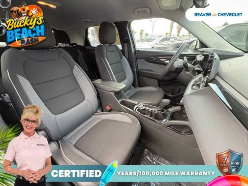 Used 2025 Chevrolet TrailBlazer LT AWD/4WD image 27