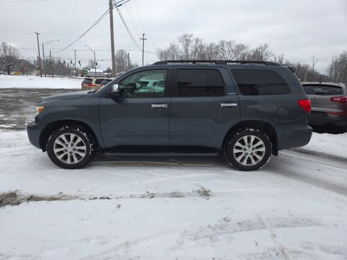 Used 2008 Toyota Sequoia Limited image 3