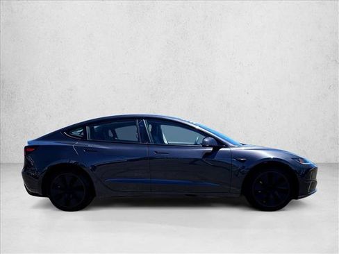 Used 2025 Tesla Model 3 Long Range RWD image 9