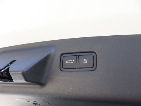 New 2026 Hyundai Santa Fe SE image 8