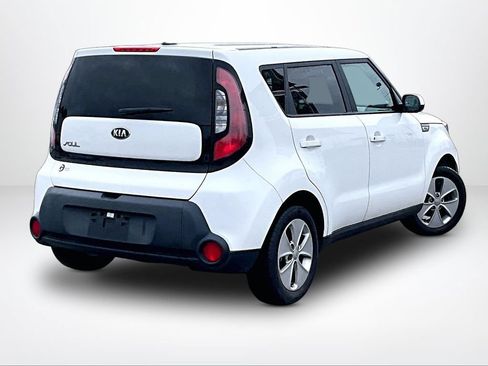 Used 2016 Kia Soul FWD image 3