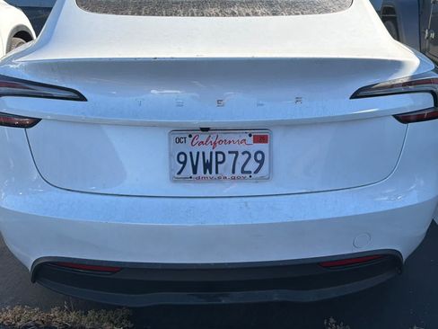 Used 2025 Tesla Model 3 RWD image 15