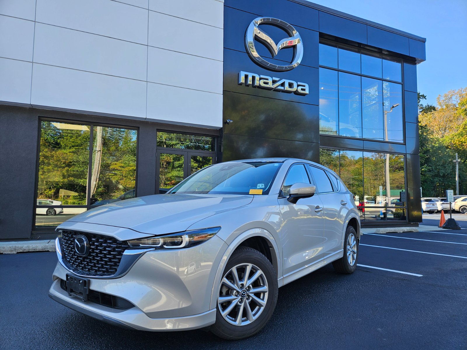 Used 2024 MAZDA CX-5 AWD 2.5 S w/ Select Package image 1