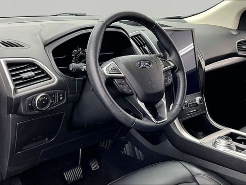 Certified 2024 Ford Edge SEL w/ Convenience Package AWD/4WD image 14