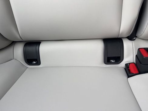 New 2026 Nissan Leaf SV+ w/ Floor Mat Package (SV+) FWD image 17