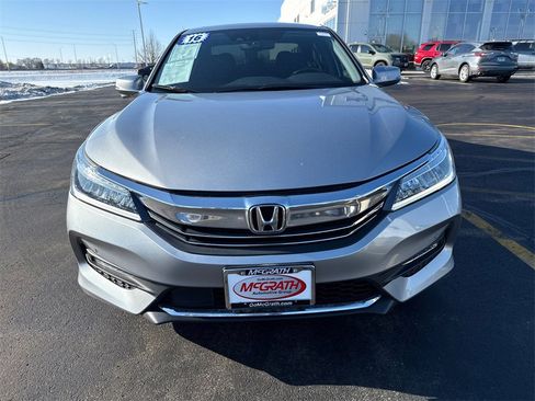 Used 2016 Honda Accord Touring image 10