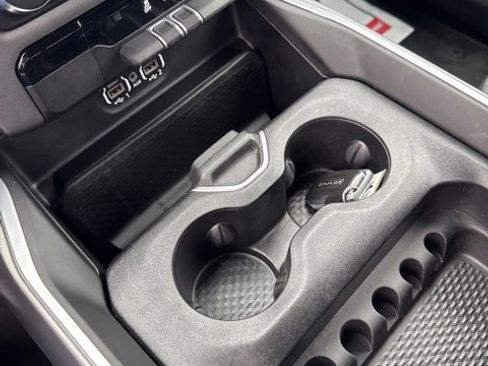 Used 2022 RAM 1500 Big Horn image 37