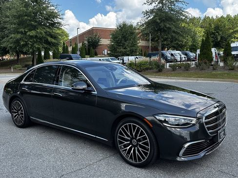 Certified 2022 Mercedes-Benz S 580 4MATIC Sedan image 2