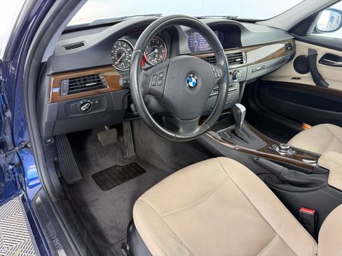 Used 2011 BMW 335i Sedan RWD image 4