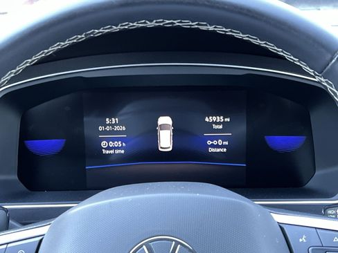 Used 2024 Volkswagen Tiguan Wolfsburg Edition image 15