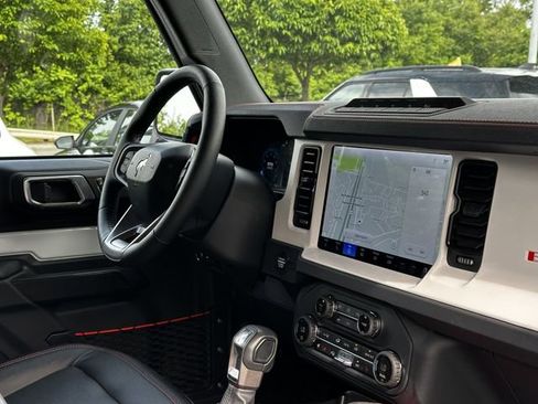 Certified 2025 Ford Bronco Stroppe Edition AWD/4WD image 34