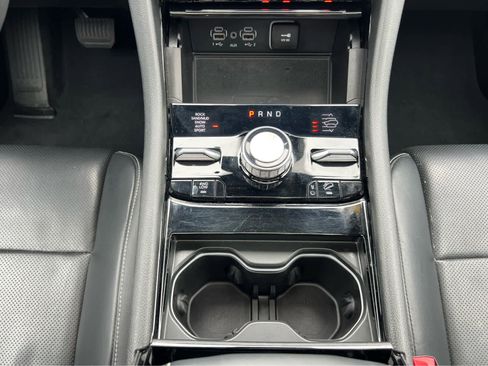 Used 2023 Jeep Grand Cherokee Overland w/ Luxury Tech Group IV image 36