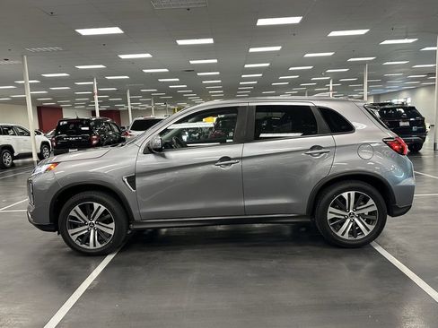 Used 2020 Mitsubishi Outlander Sport SE image 4