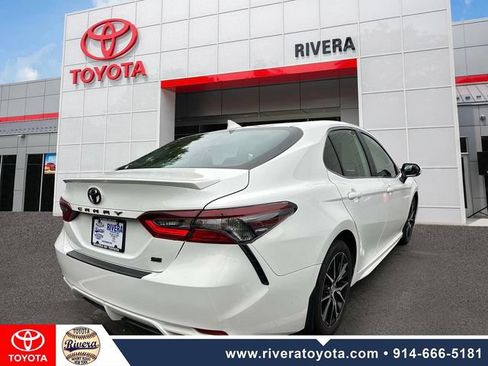 Used 2023 Toyota Camry SE FWD image 6