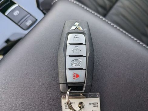 New 2026 Mitsubishi Outlander SEL AWD/4WD image 32
