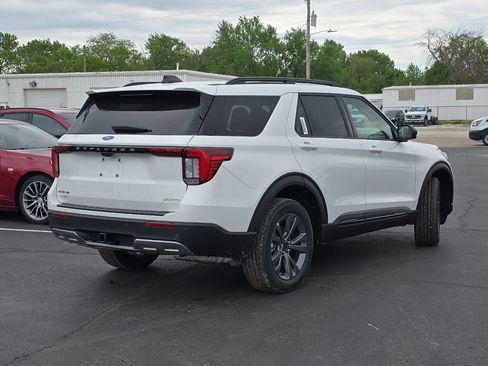 New 2026 Ford Explorer Active AWD/4WD image 52