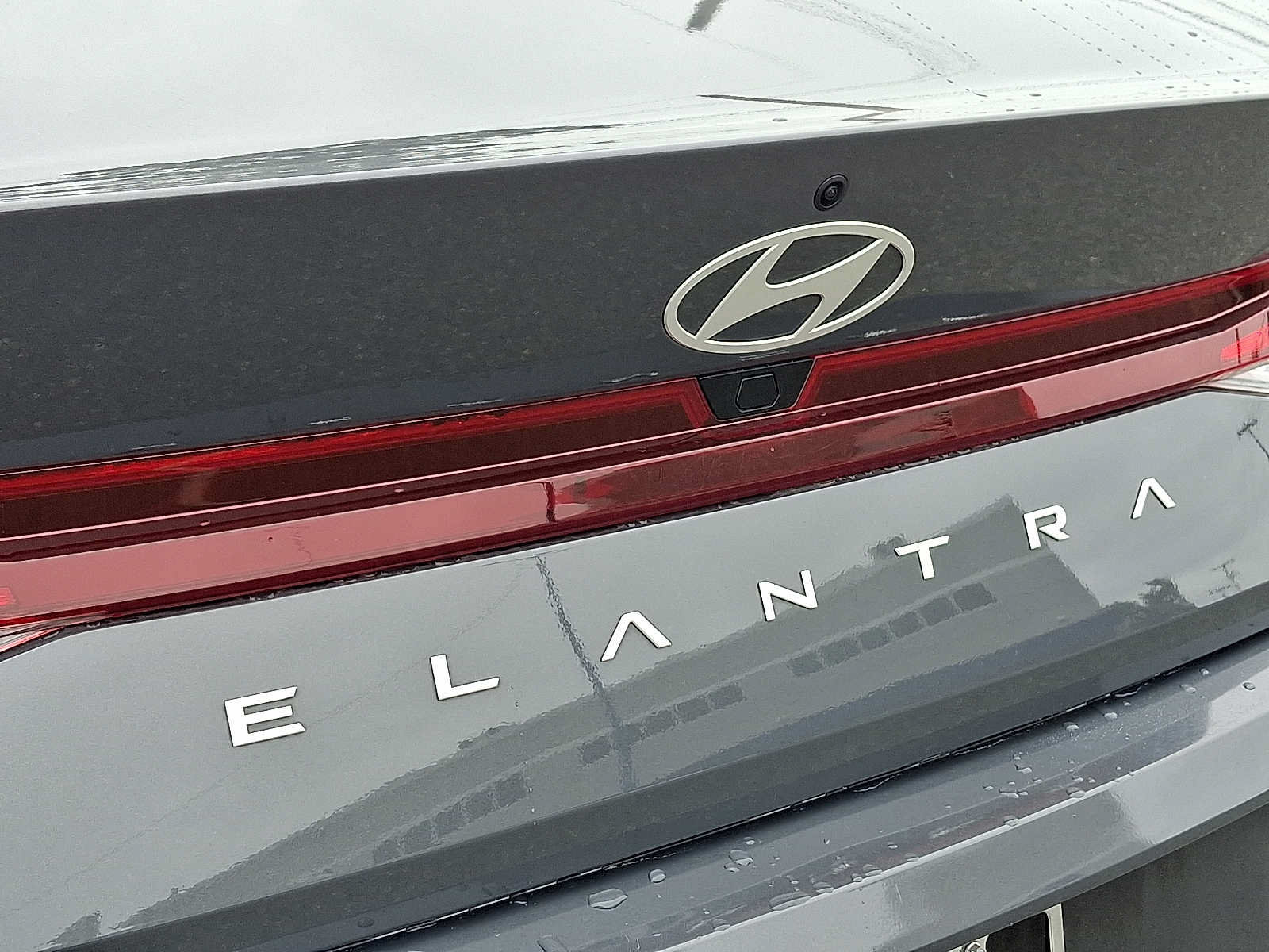 Used 2024 Hyundai Elantra SEL FWD image 30