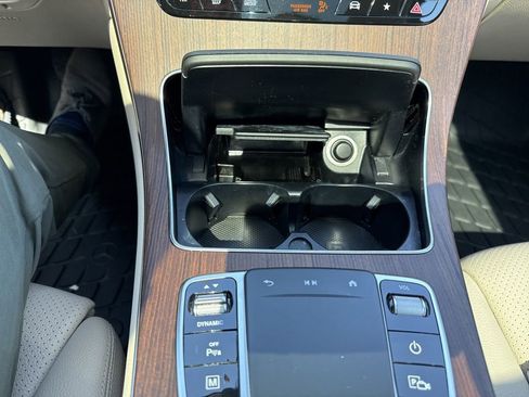 Used 2021 Mercedes-Benz GLC 300 4MATIC image 29