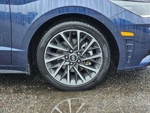 Used 2021 Hyundai Sonata Limited w/ Winter Weather Package image 9