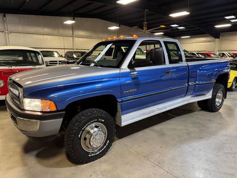 Used 1996 Dodge Ram 3500 Truck 4x4 Club Cab image 15