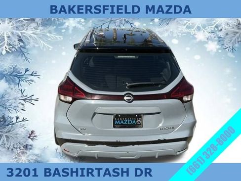 Used 2023 Nissan Kicks SV image 12
