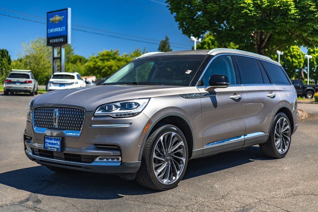 Used 2020 Lincoln Aviator Reserve w/ Equipment Group 202A AWD/4WD image 4