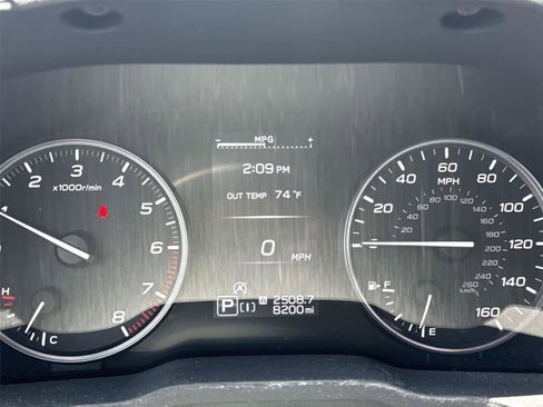 Used 2025 Subaru Crosstrek 2.5i Limited AWD/4WD image 29