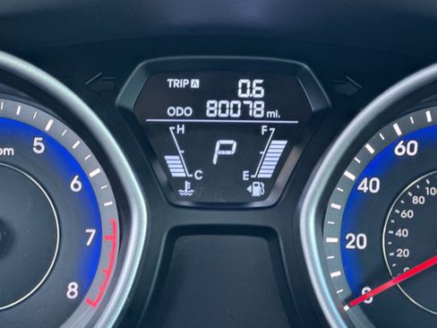 Used 2012 Hyundai Elantra GLS w/ Preferred Pkg 3 image 19