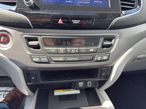 Used 2023 Honda Ridgeline RTL-E image 20