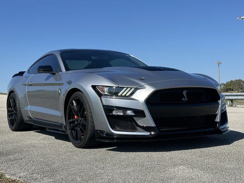 Used 2020 Ford Mustang Shelby GT500 w/ Technology Package image 26