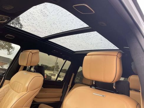 Used 2024 Jeep Grand Wagoneer Series III w/ Rear Seat Video Group 1 AWD/4WD image 21