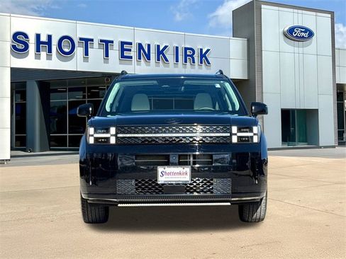 Used 2025 Hyundai Santa Fe Calligraphy image 2