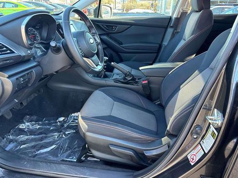 Used 2019 Subaru Crosstrek 2.0i Premium image 6