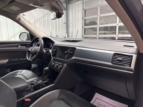 Used 2021 Volkswagen Atlas SEL Premium AWD/4WD image 28