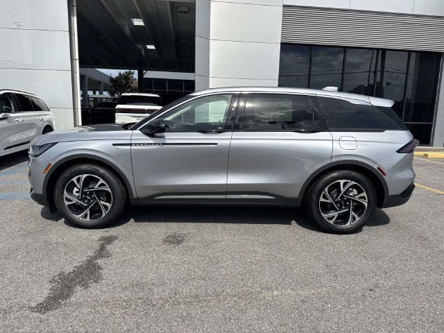 New 2026 Lincoln Nautilus Premier AWD/4WD image 6