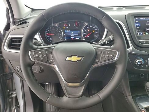 Used 2023 Chevrolet Equinox LT FWD image 23