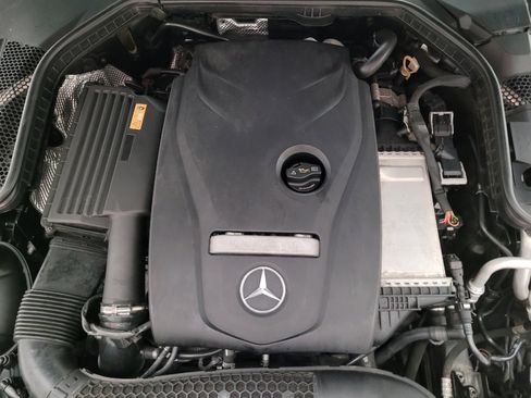 Used 2017 Mercedes-Benz C 300 Sedan image 30